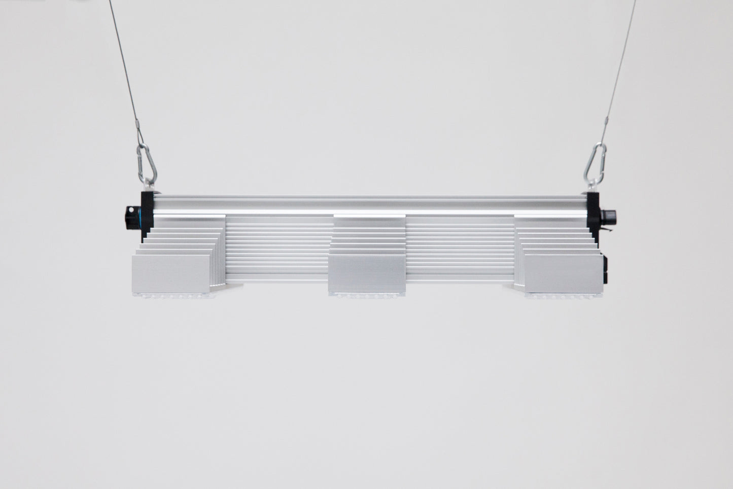 SANlight EVO 3-60 1.5 LED Leuchte 545 µmol/s bei 200 Watt
