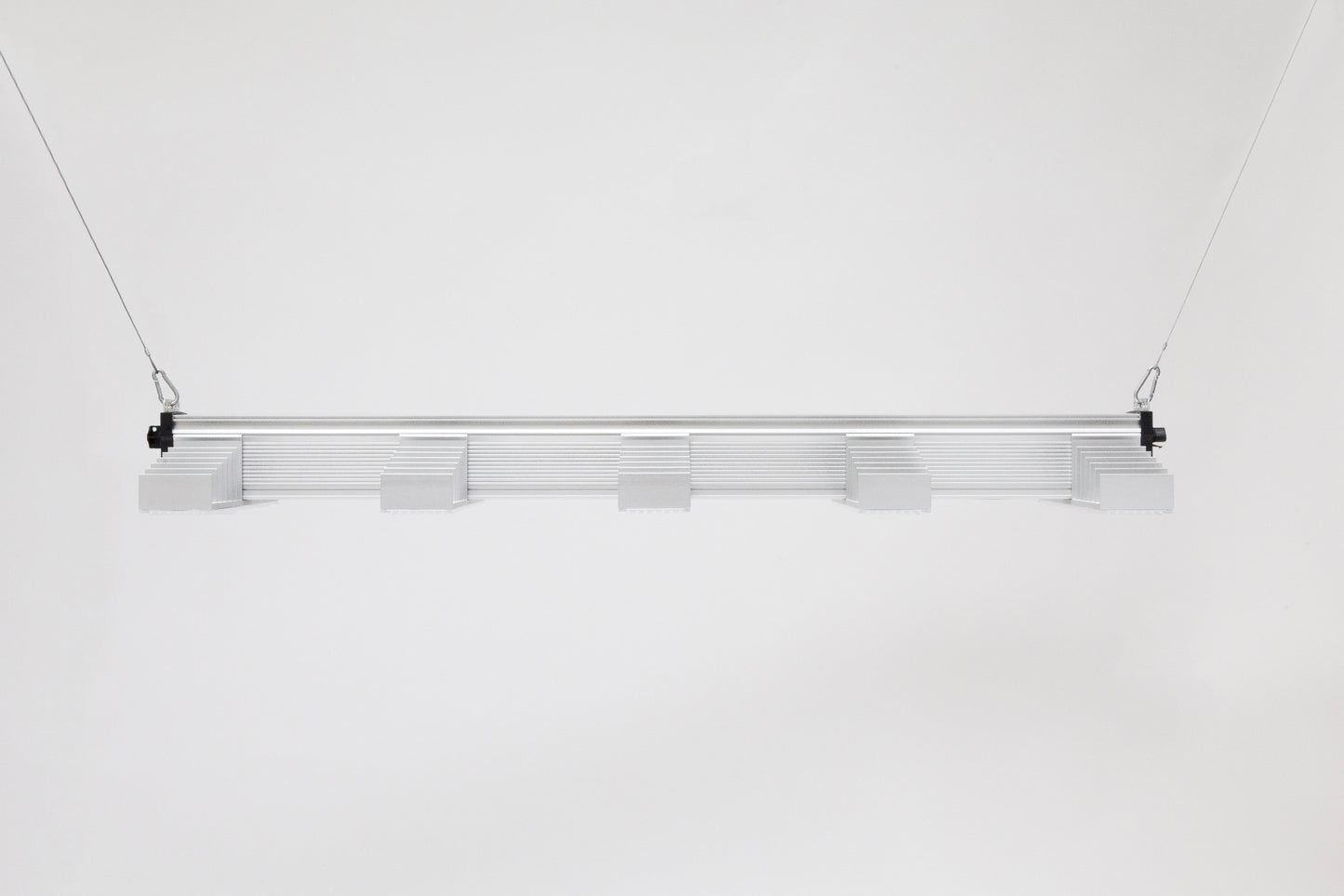 Sanlight EVO 5-120 1.5 LED Leuchte 915 µmol/s bei 340 Watt