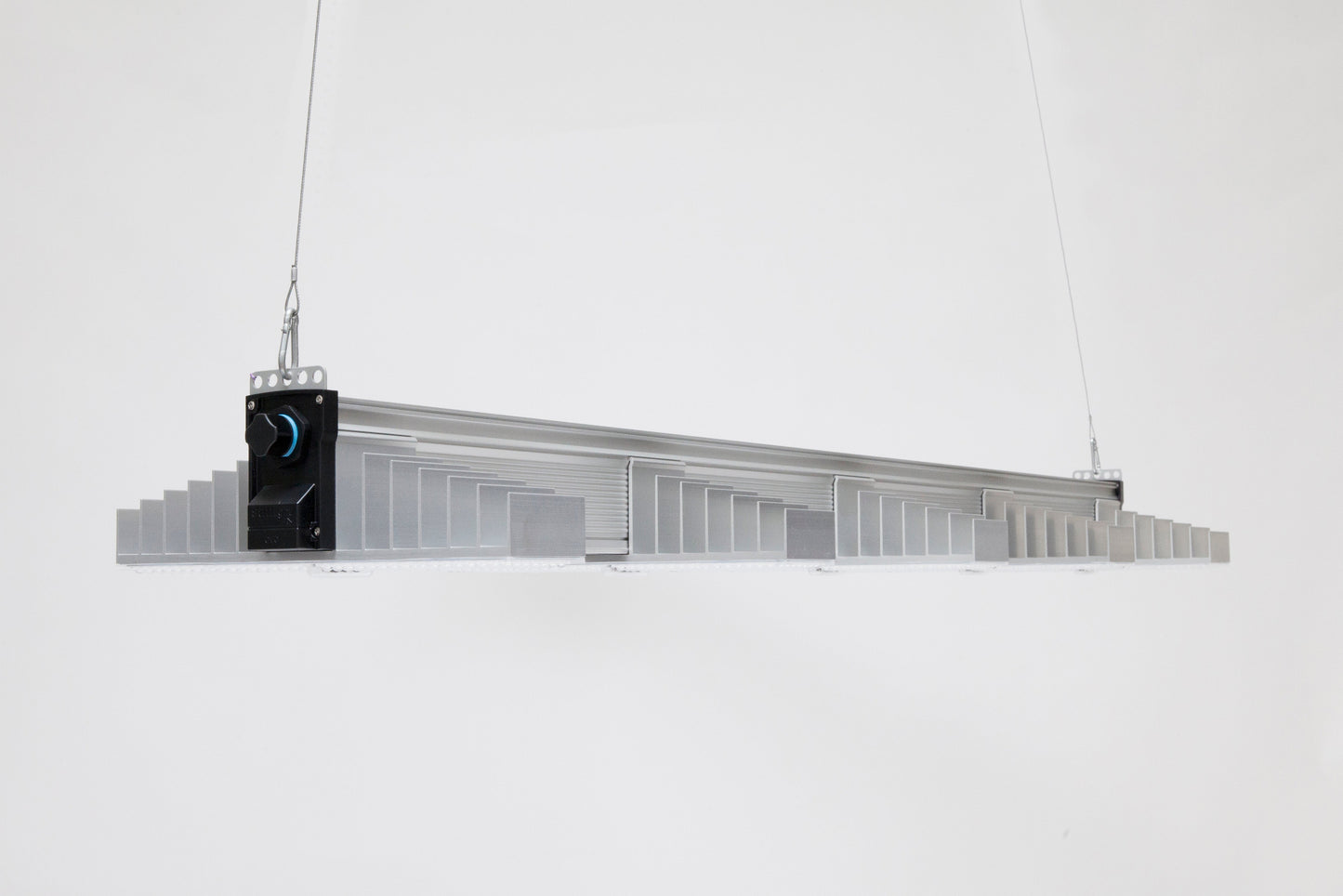 Sanlight EVO 5-150 1.5 LED Leuchte 915 µmol/s bei 340 Watt
