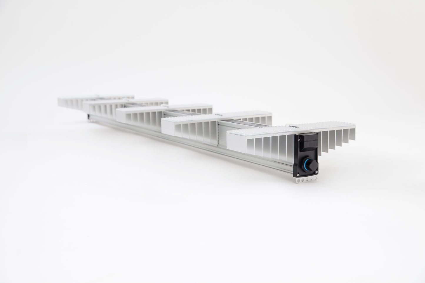 Sanlight EVO 5-150 1.5 LED Leuchte 915 µmol/s bei 340 Watt