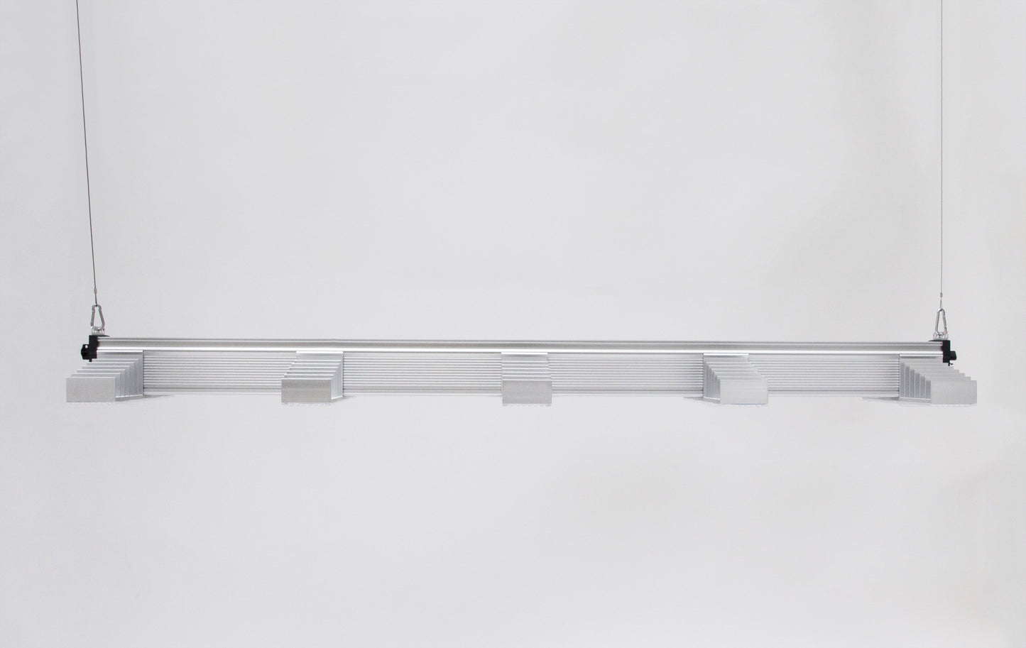 Sanlight EVO 5-150 1.5 LED Leuchte 915 µmol/s bei 340 Watt